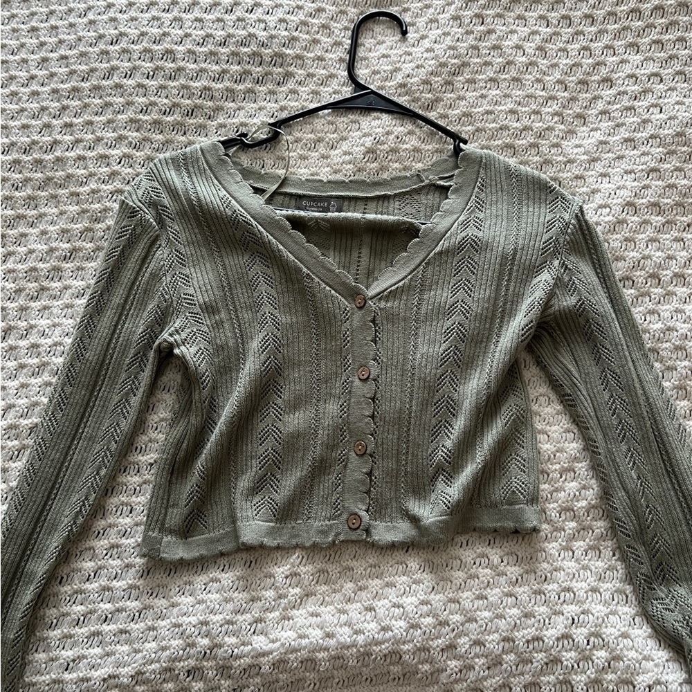 Cropped sweater